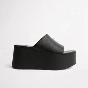 NEW Tony Bianco Tegan Black Sheep Nappa Platforms